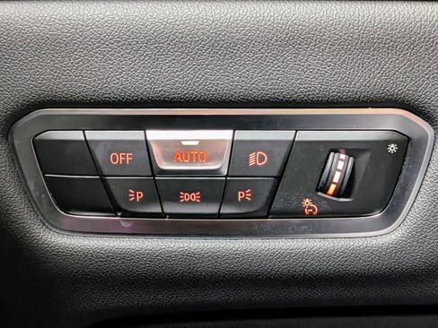 Used 2023 BMW X7 xDrive40i w/ Executive Package image 37