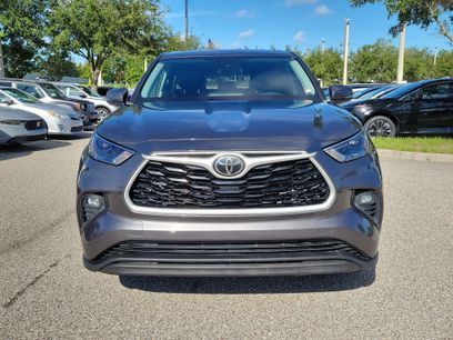 Used 2022 Toyota Highlander LE