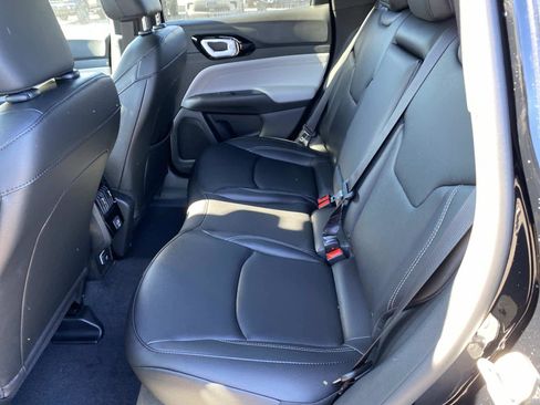 New 2026 Jeep Compass Limited image 7