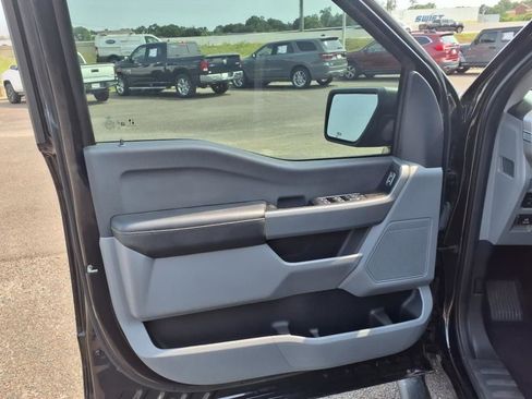 Used 2022 Ford F150 XLT image 31