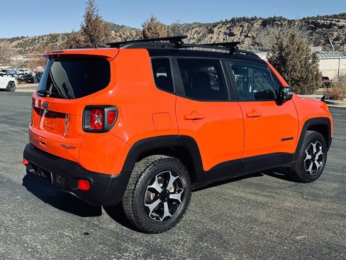 Used 2019 Jeep Renegade Trailhawk w/ UConnect 8.4 Nav Group image 7