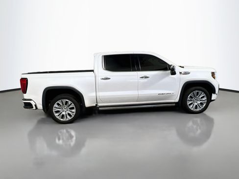 Used 2021 GMC Sierra 1500 Denali w/ Denali Ultimate Package AWD/4WD image 3