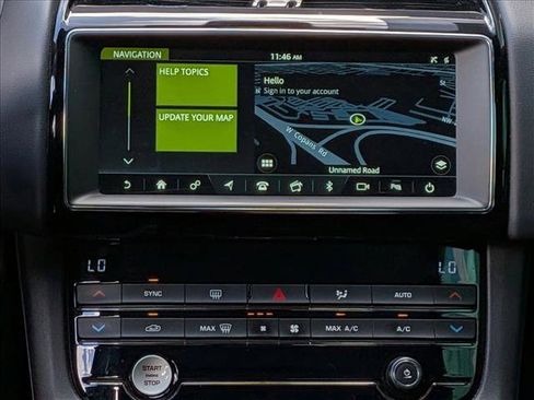 Used 2020 Jaguar F-PACE Premium image 10