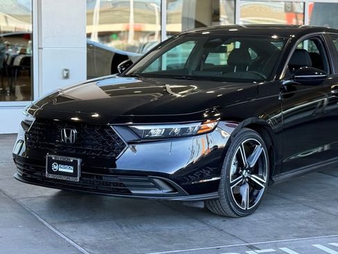 Used 2024 Honda Accord Sport image 3