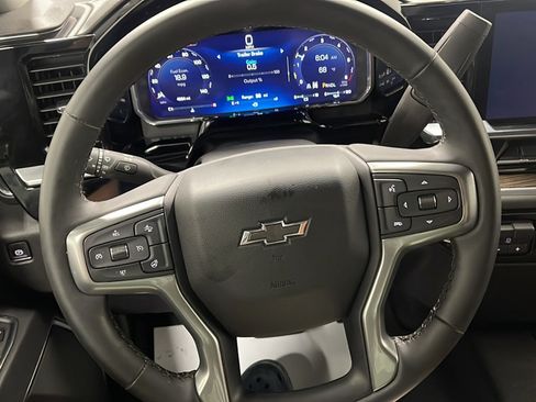 Used 2026 Chevrolet Silverado 1500 RST AWD/4WD image 4