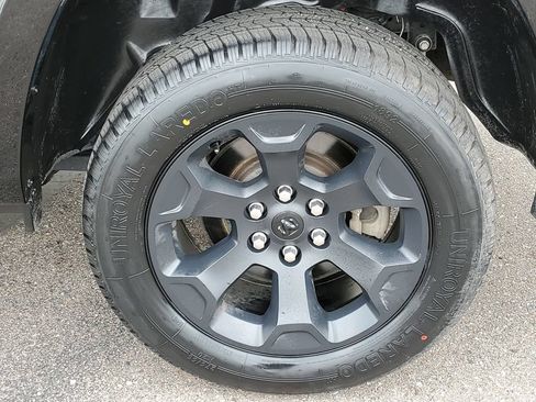 Used 2025 RAM 1500 Big Horn AWD/4WD image 36