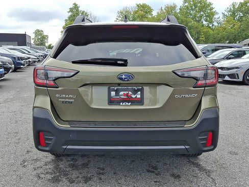 Used 2020 Subaru Outback Premium AWD/4WD image 6