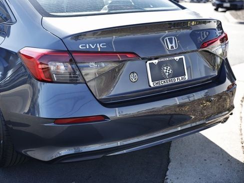 Used 2024 Honda Civic Sport image 6