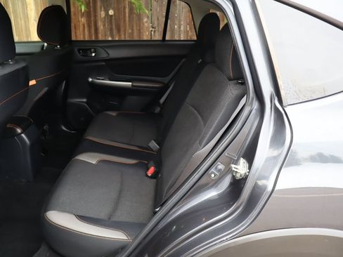 Used 2017 Subaru Crosstrek 2.0i Premium AWD/4WD image 20