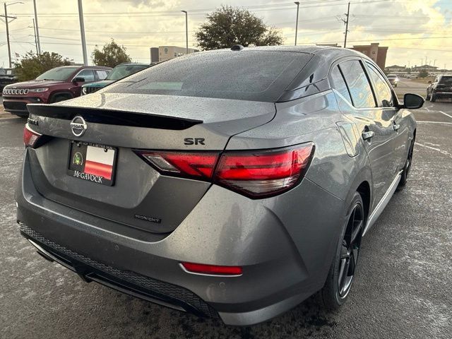 Certified 2023 Nissan Sentra SR w/ Midnight Edition Package FWD image 6
