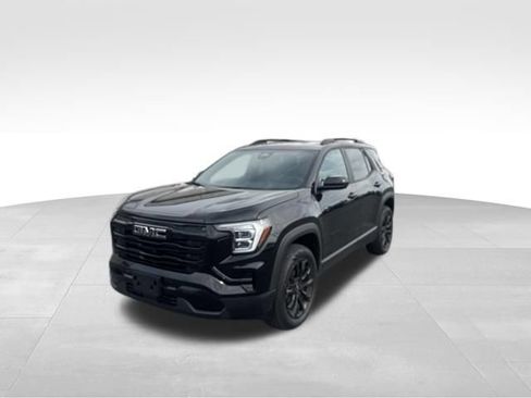 Used 2026 GMC Terrain Elevation w/ Elevation Premium Package FWD image 8