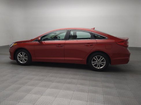 Used 2017 Hyundai Sonata SE image 3