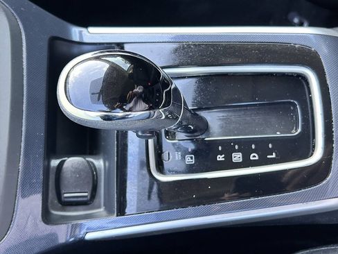Used 2016 Nissan Sentra SR FWD image 16