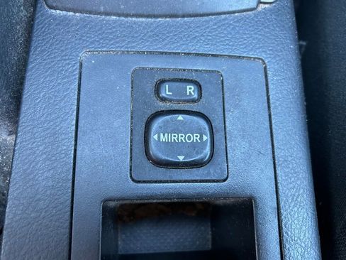 Used 2007 Toyota RAV4 Sport AWD/4WD image 28