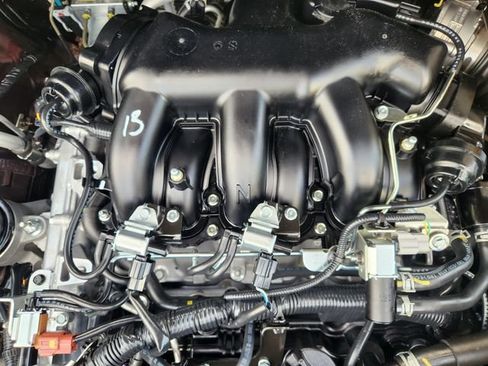 Used 2026 Nissan Pathfinder SV w/ SV Premium Package FWD image 29