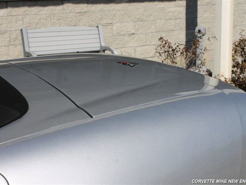 Used 2001 Chevrolet Corvette Coupe w/ Preferred Equipment Group2 RWD image 13