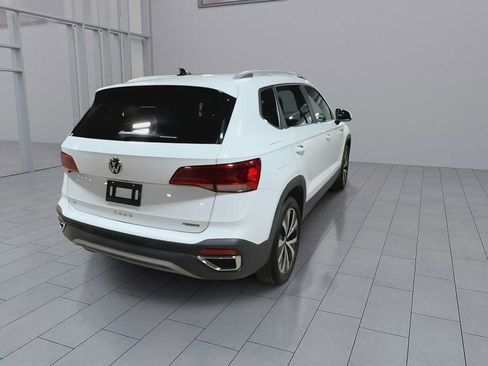 Used 2022 Volkswagen Taos SE AWD/4WD image 8