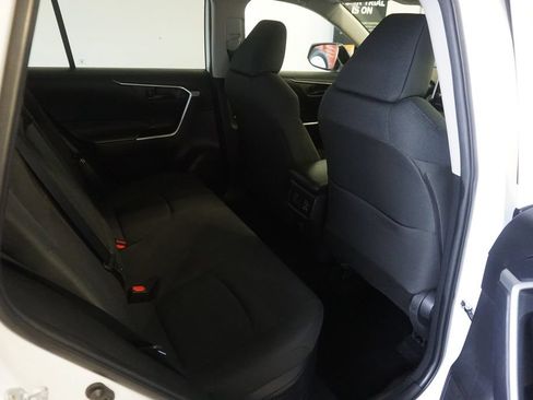 Used 2025 Toyota RAV4 LE AWD/4WD image 20