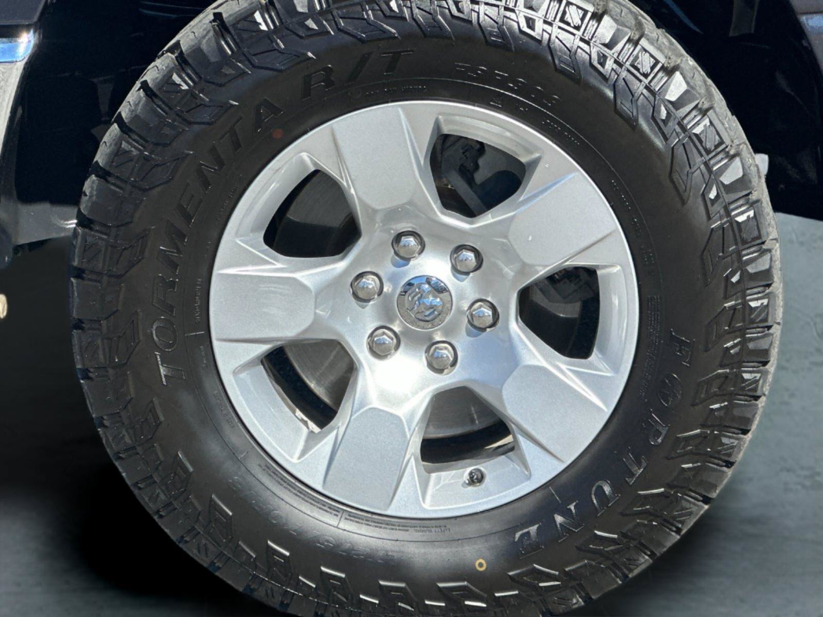 Used 2020 RAM 1500 Big Horn AWD/4WD image 24