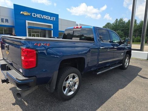 Used 2018 Chevrolet Silverado 2500 High Country AWD/4WD image 15