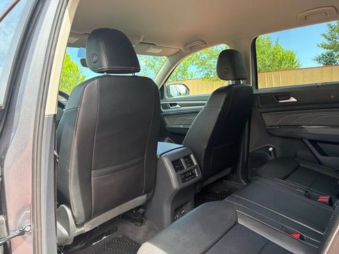 Used 2023 Volkswagen Atlas SE w/ Black Wheel Package AWD/4WD image 24