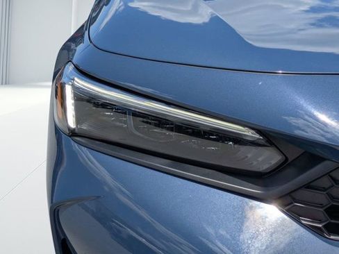 Used 2025 Honda Civic Sport image 9