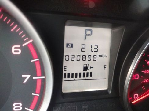 Used 2018 Subaru Forester 2.5i Premium w/ All-Weather Package image 18