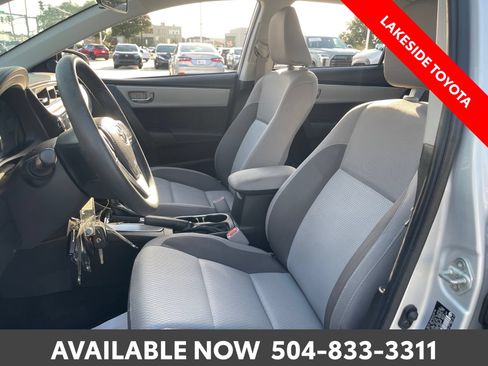 Used 2018 Toyota Corolla LE FWD image 26
