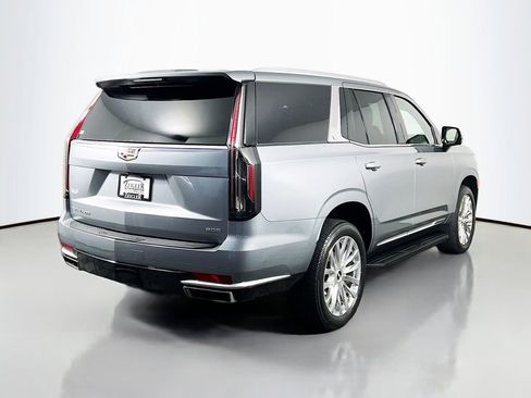 Used 2023 Cadillac Escalade Premium Luxury AWD/4WD image 5