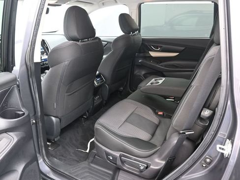 Used 2022 Subaru Ascent Premium w/ Convenience Package AWD/4WD image 19