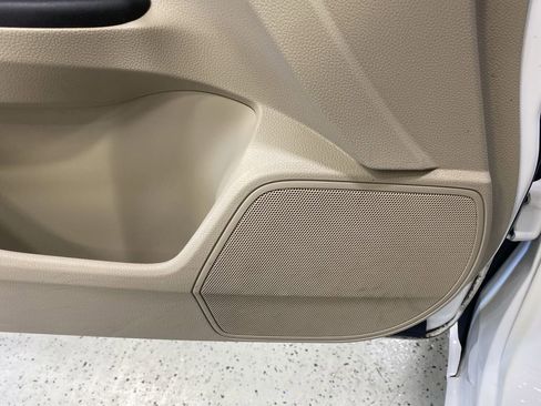 Used 2016 Honda Accord EX-L image 33