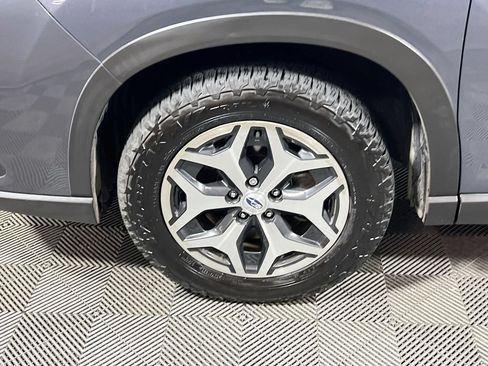 Used 2024 Subaru Forester Premium AWD/4WD image 27