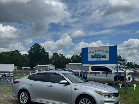 Used 2016 Kia Optima LX w/ Option Group 014 FWD image 1