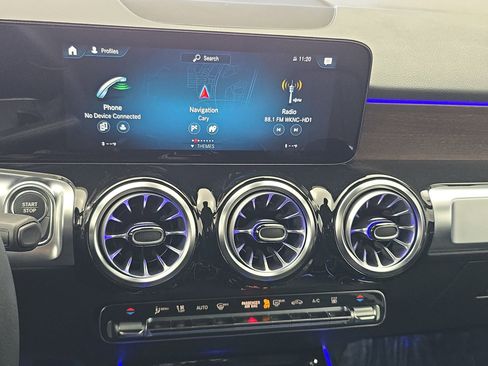 Certified 2023 Mercedes-Benz EQB 300 4MATIC image 20