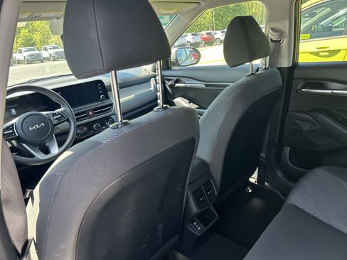 Used 2026 Kia Seltos LX AWD/4WD image 15