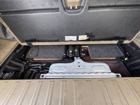 Used 2011 Volvo XC90 3.2 FWD image 21