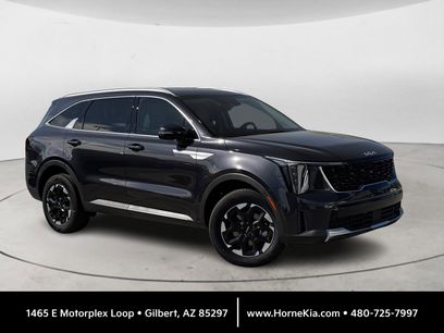 New 2025 Kia Sorento S