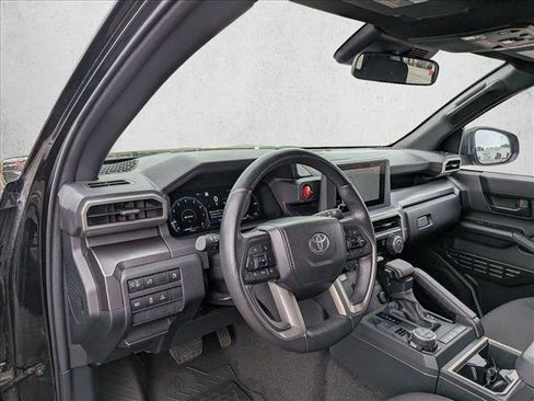 Used 2025 Toyota 4Runner TRD Off-Road AWD/4WD image 9