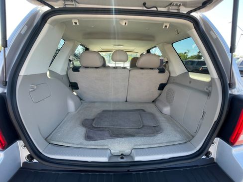 Used 2009 Ford Escape 2WD Hybrid image 17