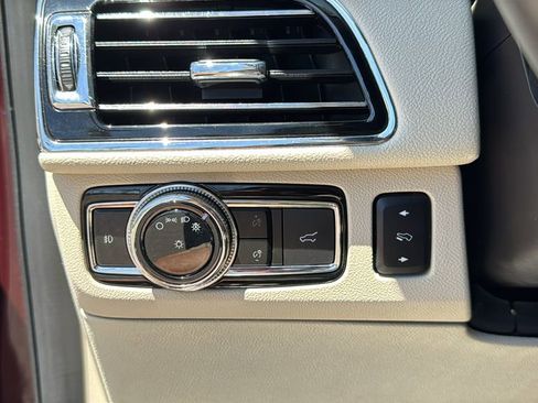 Used 2020 Lincoln Navigator Reserve w/ Luxury Package AWD/4WD image 7