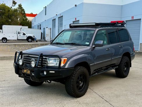 Used 2004 Toyota Land Cruiser image 5