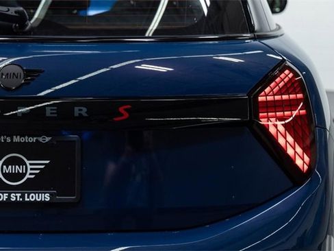 New 2026 MINI Cooper S image 8
