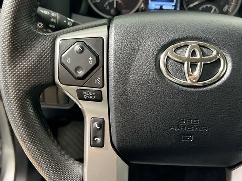 Used 2023 Toyota Tacoma SR5 RWD image 18