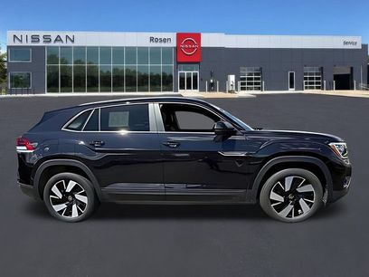 Used 2025 Volkswagen Atlas Cross Sport SE