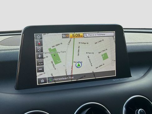 Used 2018 Kia Stinger Premium image 13