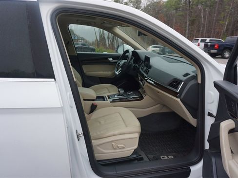 Used 2019 Audi Q5 2.0T Premium image 17