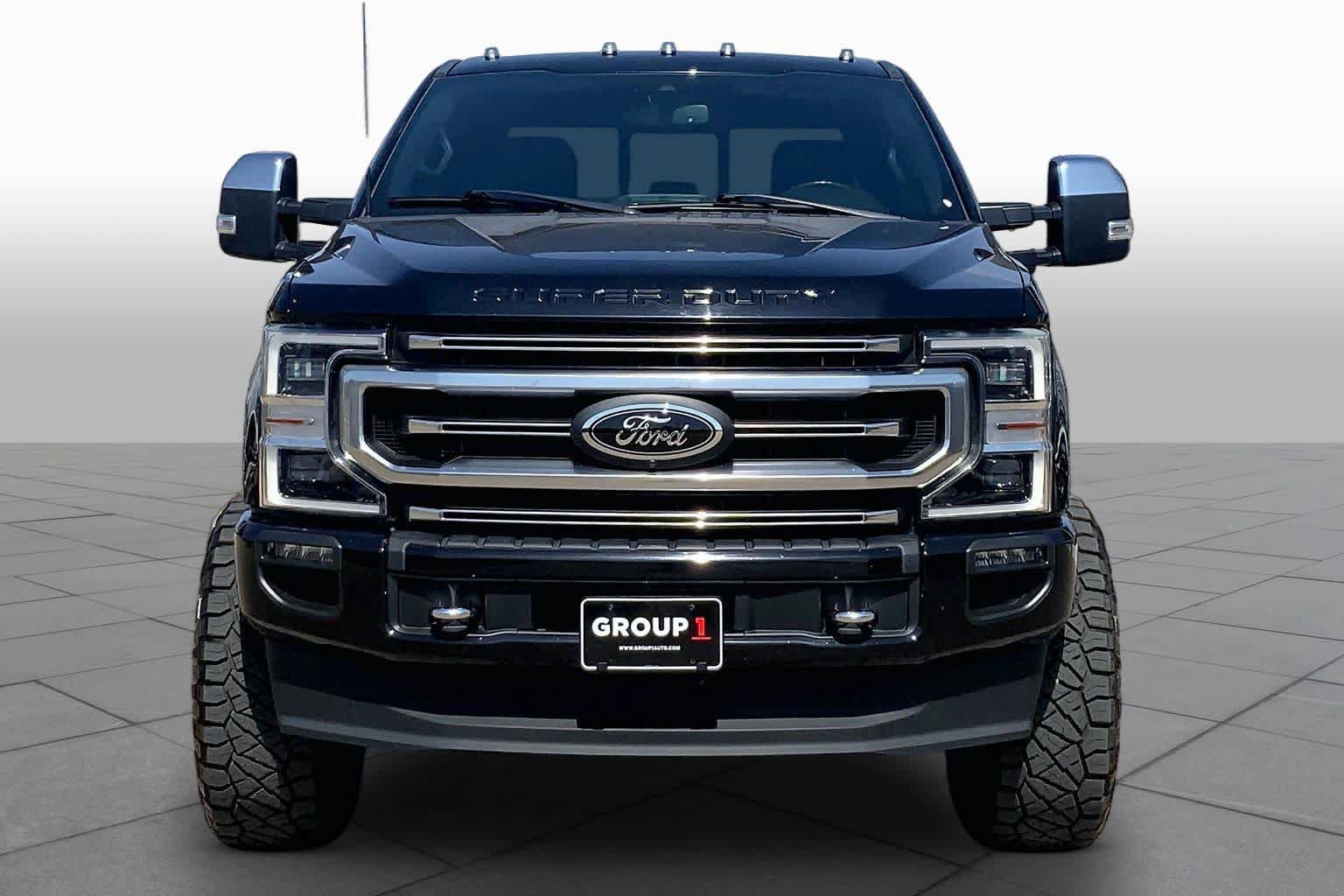 Certified 2022 Ford F250 Platinum AWD/4WD image 3