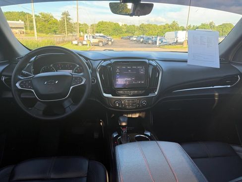Used 2023 Chevrolet Traverse RS AWD/4WD image 6