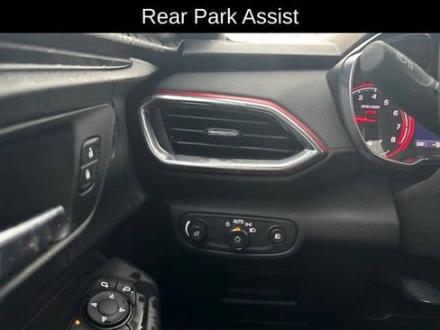 Used 2022 Chevrolet TrailBlazer RS w/ Technology Package AWD/4WD image 15