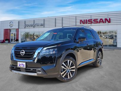 New 2025 Nissan Pathfinder Platinum
